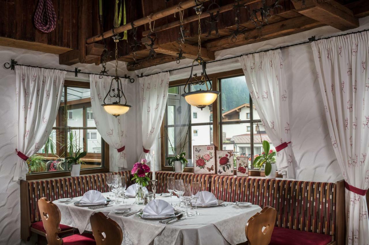 Hotel Hoehlenstein 턱스 외부 사진