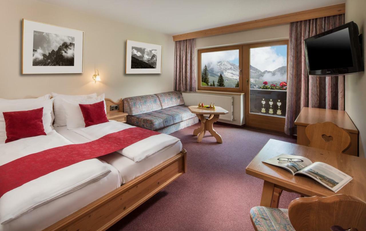 Hotel Hoehlenstein 턱스 외부 사진