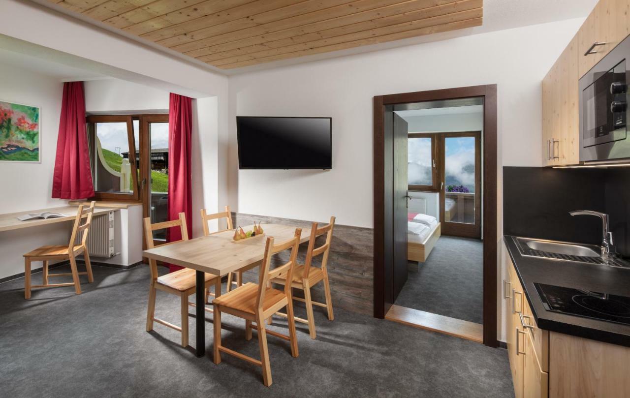 Hotel Hoehlenstein 턱스 외부 사진