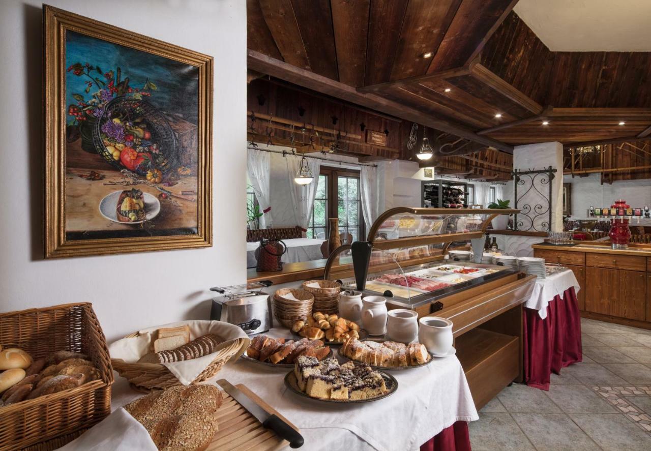 Hotel Hoehlenstein 턱스 외부 사진