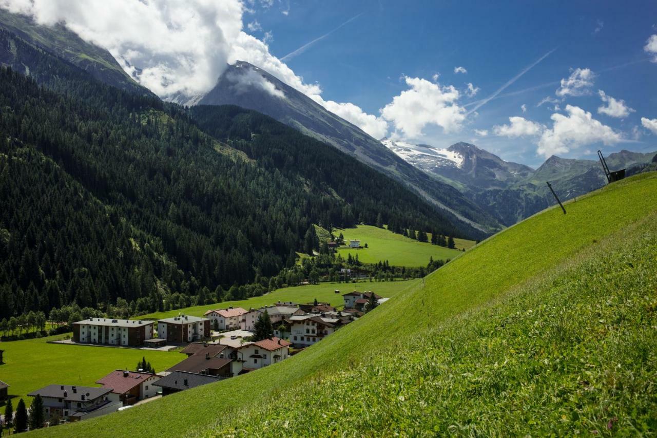 Hotel Hoehlenstein 턱스 외부 사진